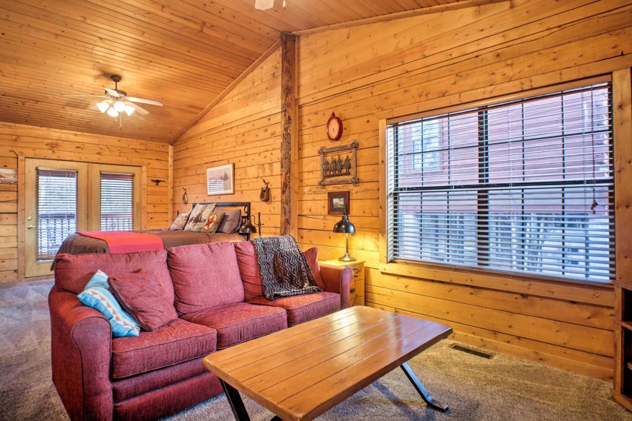 Cabin-Style Studio Right Off The Branson Strip! Διαμέρισμα Εξωτερικό φωτογραφία