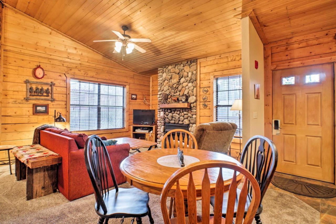 Cabin-Style Studio Right Off The Branson Strip! Διαμέρισμα Εξωτερικό φωτογραφία